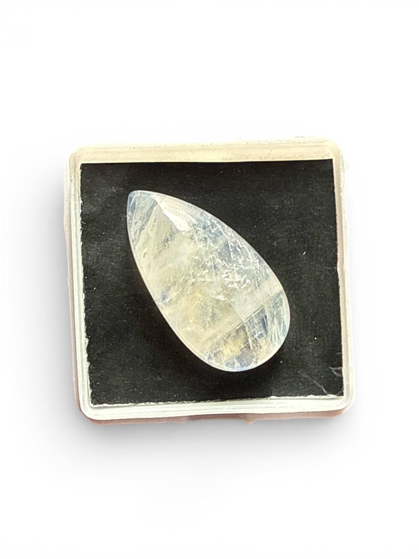 Rainbow Moonstone Nag – Intuition, Protection & Divine Feminine Energy