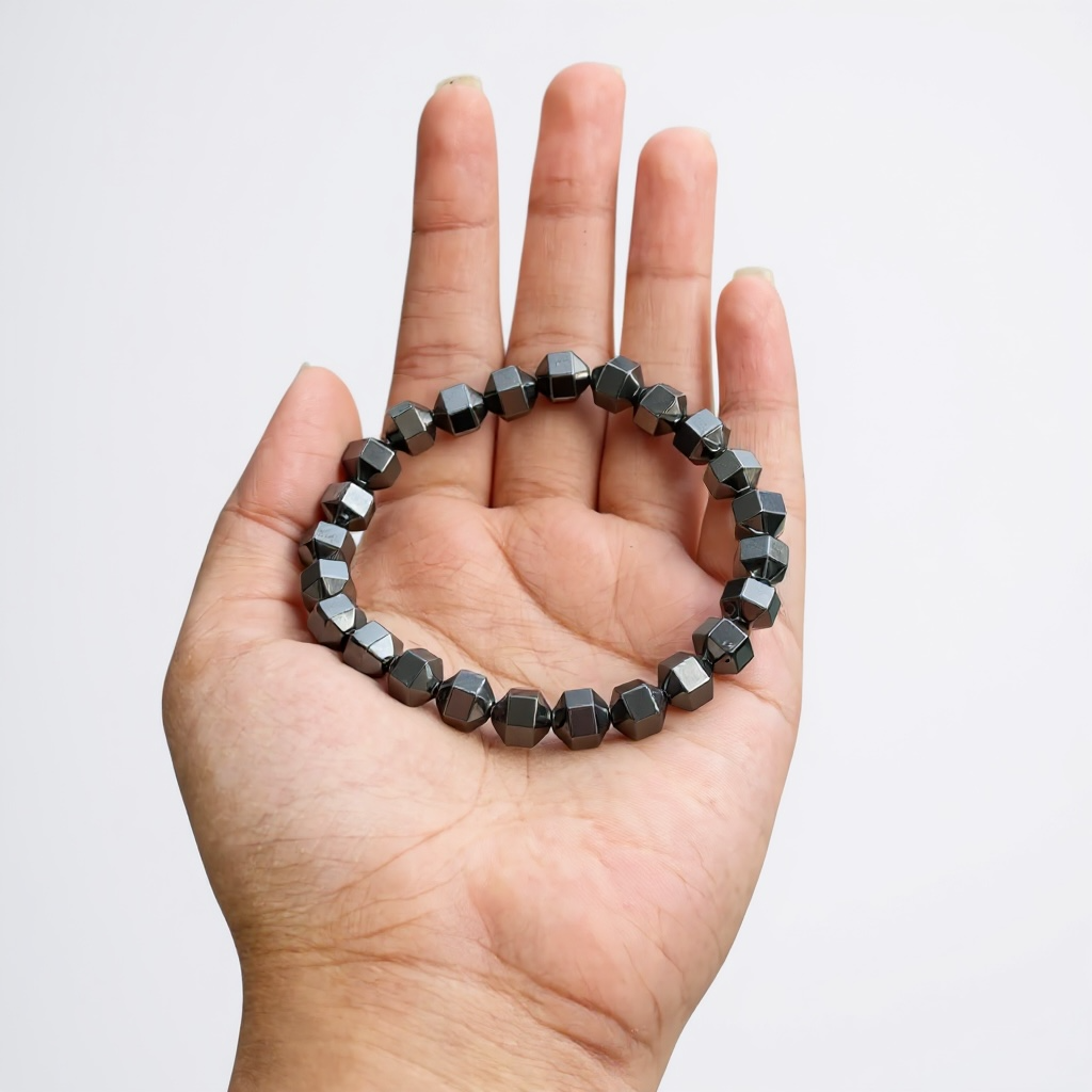 Faceted Cube Hematite Bracelet – Grounding, Protection & Mental Strength