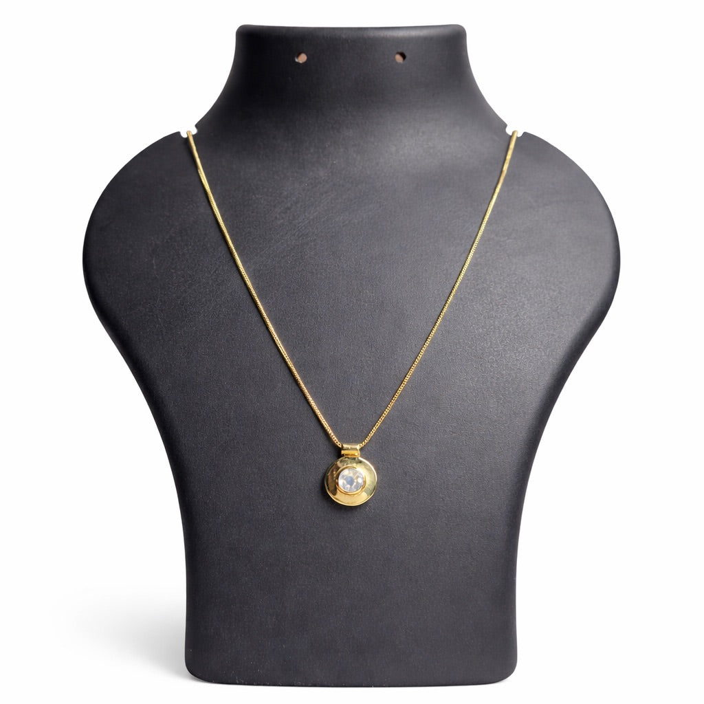 Moonstone Pendant – Stone of Intuition, Emotional Balance & New Beginnings