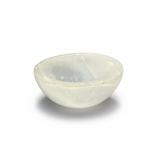 Selenite Bowl – Energy Cleansing & Aura Purification