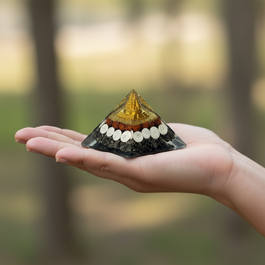 Money Magnet Pyramid – Attract Wealth, Luck & Opportunities