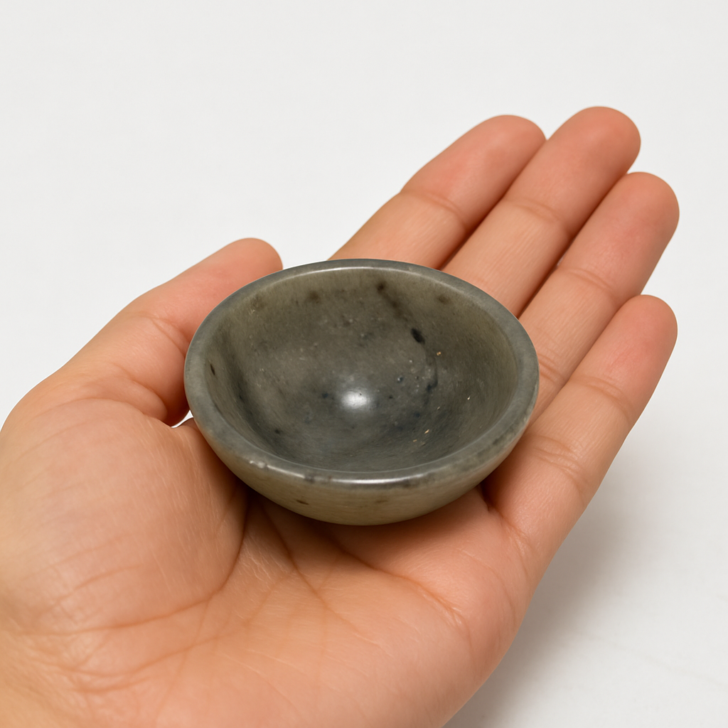 Grey Agate Crystal Bowl – 2”